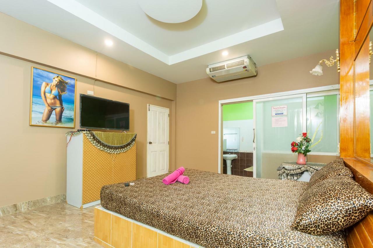 Diane Hotel Phetcsaburi Kültér fotó